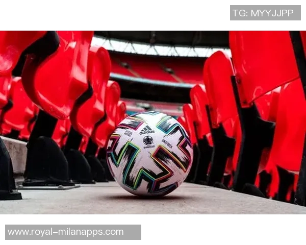 阿迪达斯欧洲杯足球盛宴揭幕全新战靴助力球队争夺荣耀